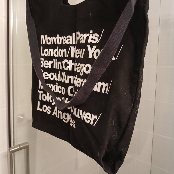 *Rare Find* Authentic American Apparel Cities Black Tote Bag - Picture 4 of 7